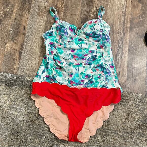 J Crew Scalloped Bikini Bottoms & Ava & Viv Tankini Top - Picture 1 of 16